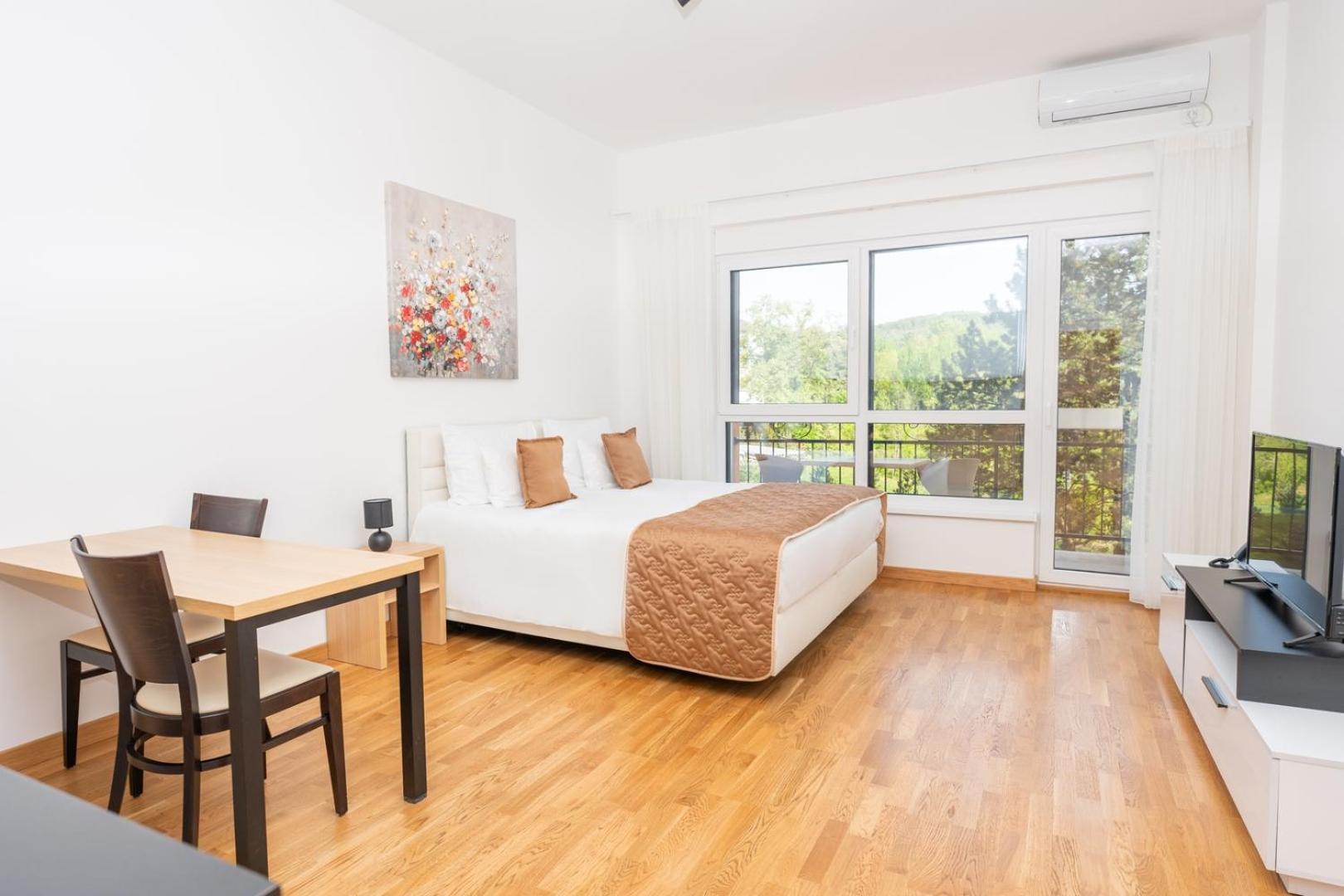 Fruske Residences ヴルドニーク 部屋 写真